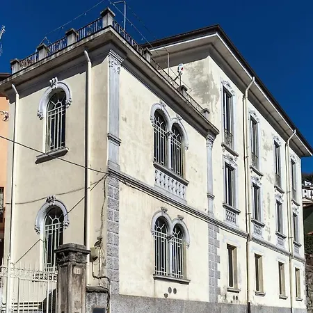 Palazzo Della Rienza * Como