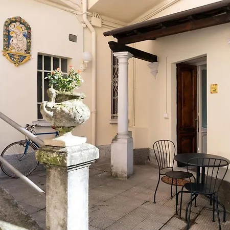 Palazzo Della Rienza * كومو